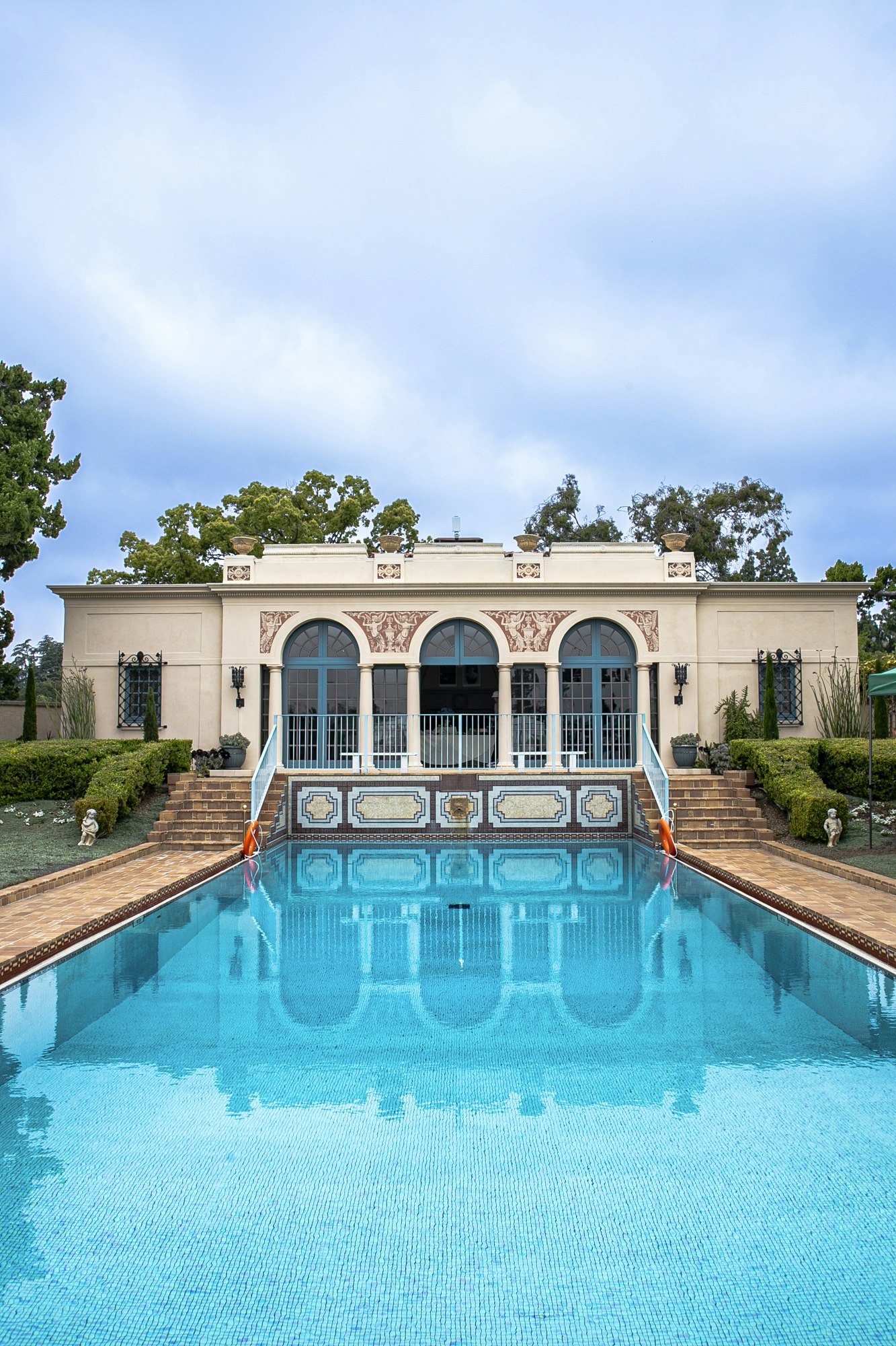 Robinson Gardens Pool Pavilion. Courtesy of Robinson Gardens.