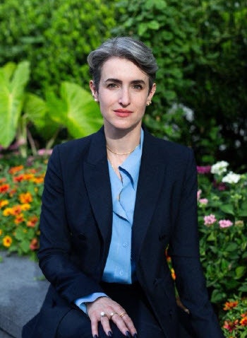 Justine Ludwig Headshot