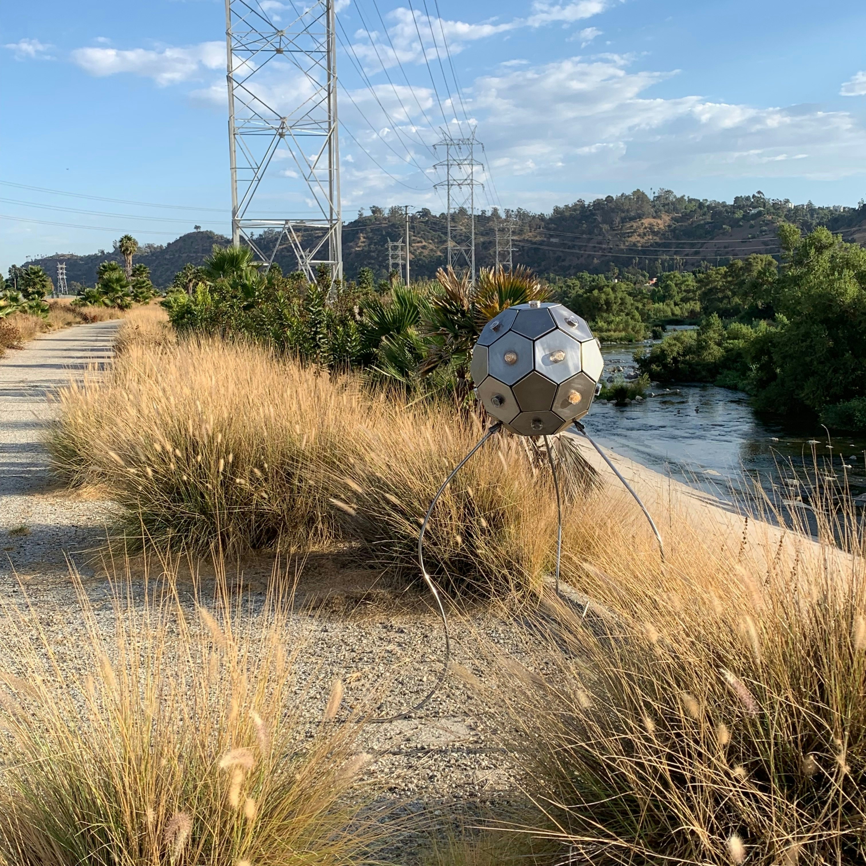 Generosity I, 2019, Beatriz Cortez. Steel, plastic, seeds (corn, beans, amaranth, quinoa, sorghum, gourd). Courtesy of the artist and Commonwealth and Council, Los Angeles, Mexico City. © Tatiana Guerrero.