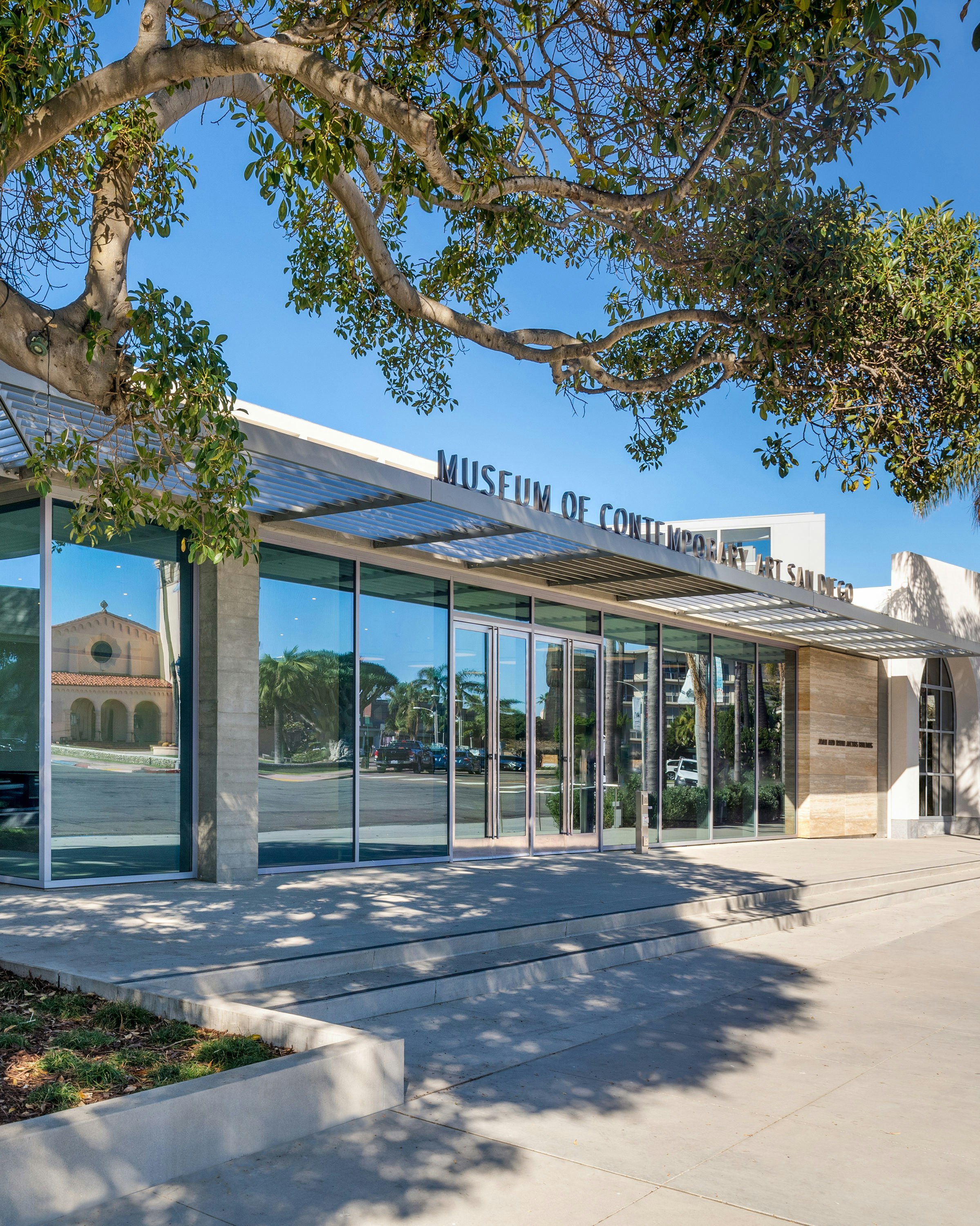Museum of Contemporary Art San Diego’s flagship Joan and Irwin Jacobs Building in La Jolla. Photography: studio MAHA