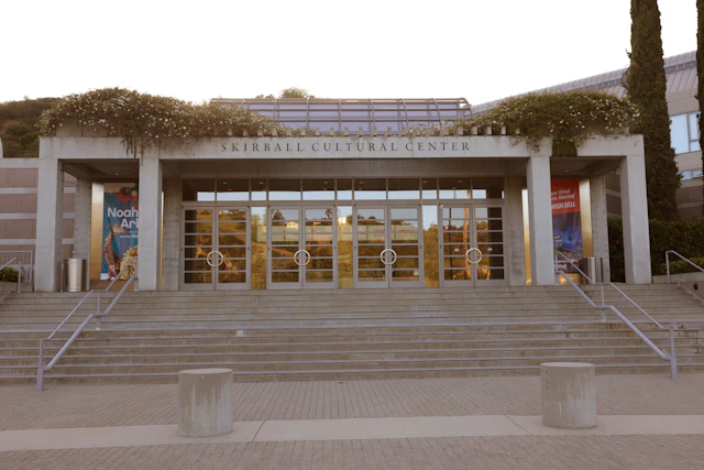 Skirball Cultural Center. Photo by Steve Cohn.